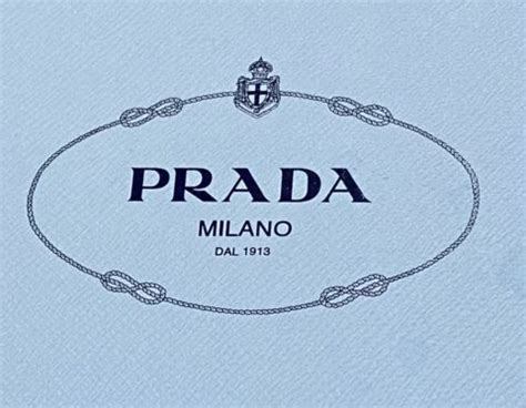 PRADA(プラダ)の年齢層やイメージは？口コミや価格 .